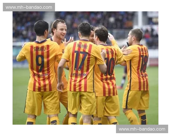 重温红蓝史诗：巴萨vs埃瓦尔回放中的足球美学与王者记忆