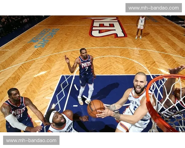 尼克斯的光与影：林书豪与纽约的篮球奇缘